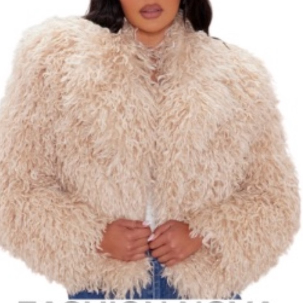 Fashion Nova. Tahoe Faux Fur Jacket. Size Small.